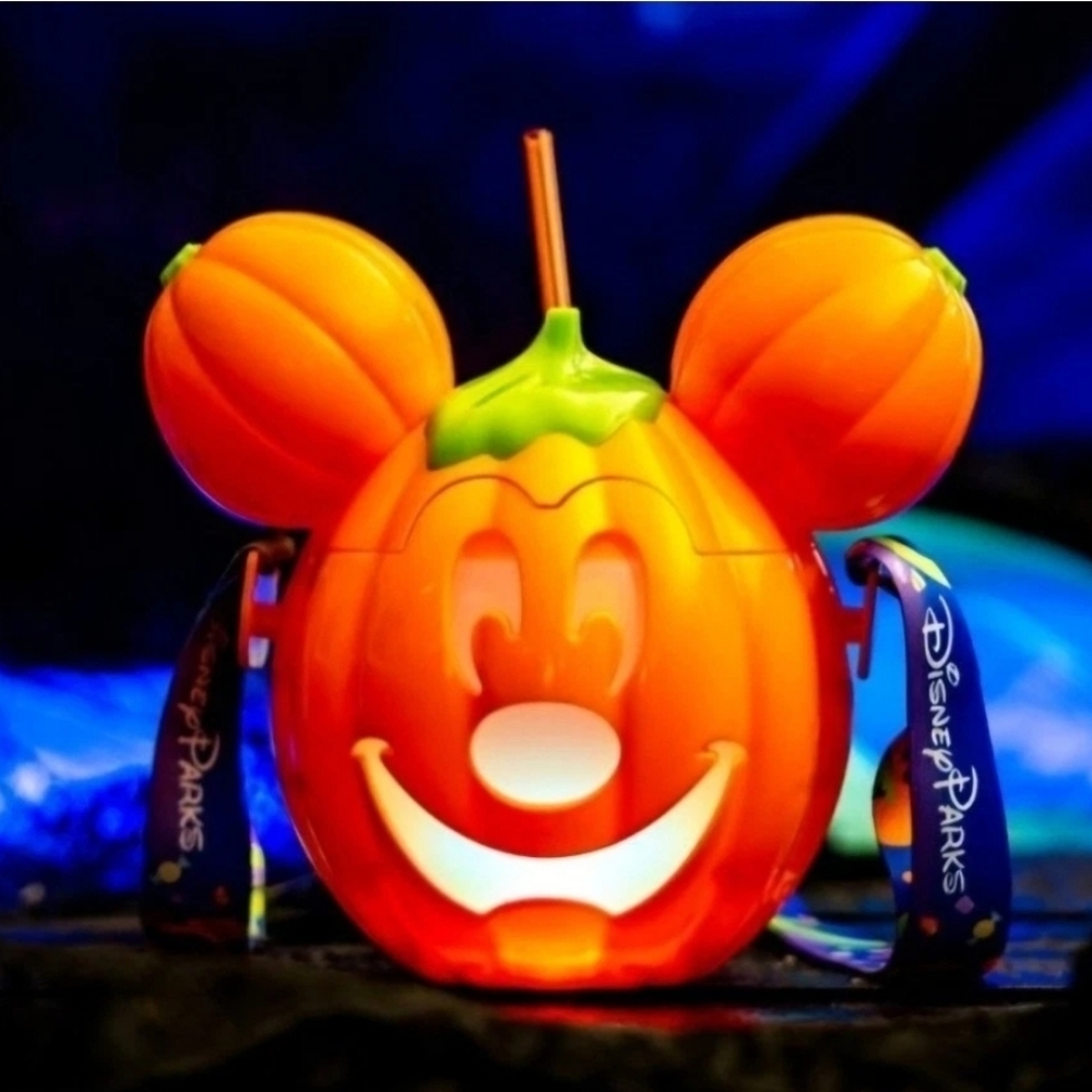 DisneyParks '24 Halloween MickeyMouse Jack-O-Lantern Pumpkin Light-Up Sipper NEW